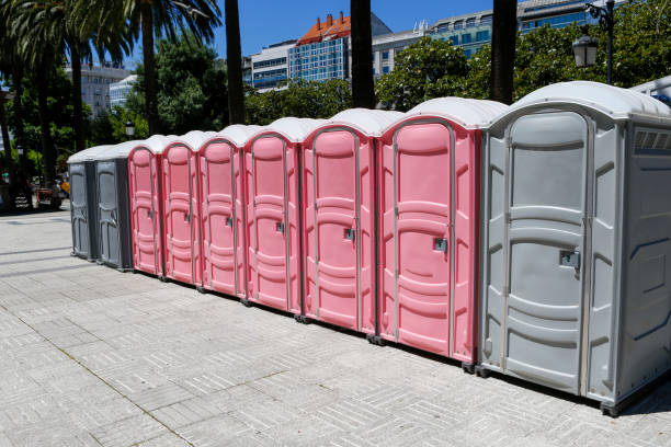 Best Portable Restroom Servicing (Cleaning and Restocking)  in Sterling Heights, MI